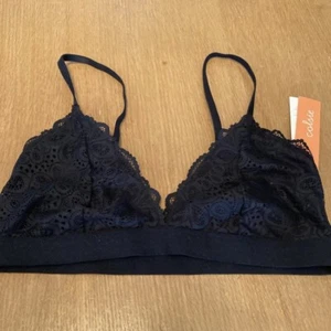 Neu mit Etikett Colsie Spitzen-Bralette klein schwarz - Bild 1 von 6