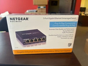 NETGEAR 5-Port Gigabit Ethernet Unmanaged Switch GS105NA - Picture 1 of 3