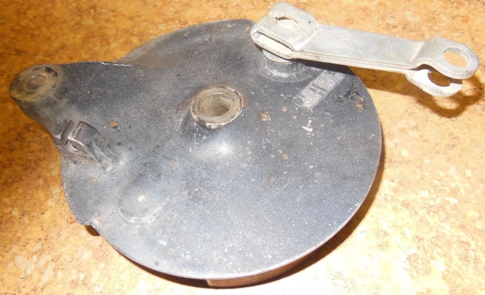 1980 Suzuki TS250 TS 250 Enduro задний барабан тормоз крышка пластины туфли колодки 80 - Изображение 1 из 2