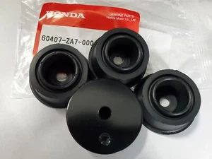 4 Original OEM Honda Generato Goma (Inferior) Pie Pastillas EU3000is EU3000 Pies - Imagen 1 de 3