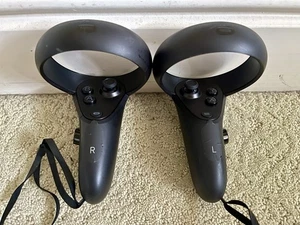 Oculus Quest 1 Oculus Rift S Controllers Left and Right pair black Tested - Picture 1 of 12