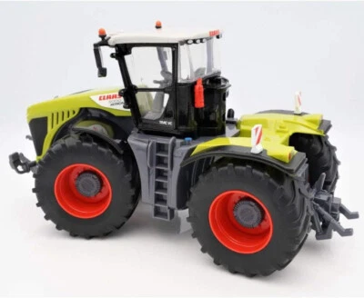 Britains Claas Xerion 5000 Traktor 43246