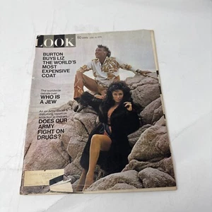 Look June 16 1970 Richard Burton And Liz Taylor - Picture 1 of 10
