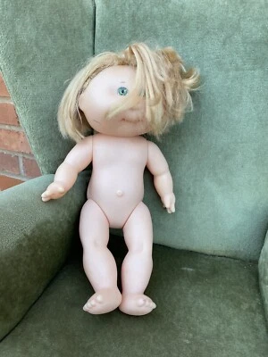 Vintage Cabbage Patch Kids Xavier Roberts Doll - Image 1 of 4