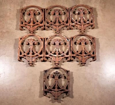 Juego de 7 paneles de hierro fundido francés de 20" de alto a juego/adorno de valla "Fleur De Lis" Foto 1 de 4