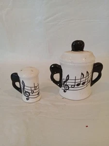 Vintage Salt Shaker - Imagen 1 de 3