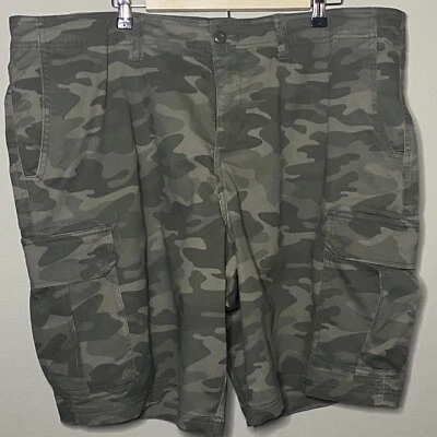 George Flat Front Cargo Shorts Men 46”x9.5” Green Camouflage Pockets Casual - Image 1 of 4