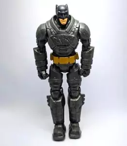 Mattel 2015 Batman vs Superman Battle Armor Batman Modellino - Foto 1 di 4