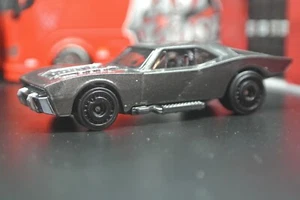 Hot Wheels Batmobile - Gray - The Batman - 1:64 - 2022 - Picture 1 of 2