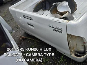 TOYOTA HILUX 08/2013-08/2015 TAILGATE CENTRE HANDLE TYPE NON TONNEAU HOOKS - Picture 1 of 1