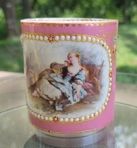 ANTIQUE VINCENNES SOFT SEVRES PORCELAIN HAND PAINTED JEWELED CUP c1750 - Imagen 1 de 8