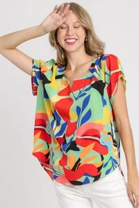 Umgee Full Size Short Sleeved Abstract Print Top Plus Size - Picture 1 of 3