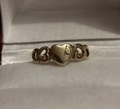 9ct Yellow Gold Heart Signet Ring 9 Carat Gold Small Childs Ring Size H — 第 1/4 张图片