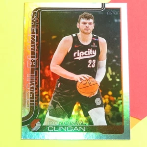 126 Donovan Clingan Portland Trail Blazers 2025-26 Topps Basketball Rainbow Foil - Bild 1 von 1