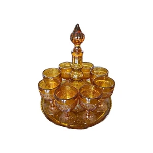 Tiara 11 Piezas Jarra de Vino Dorado con Tapón, 8 Vasos y Plato para Servir - Imagen 1 de 4