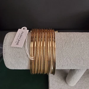Brazaletes Park Lane FLAIR 19 reunidos en 1 brazalete tono dorado texturizado y liso - Imagen 1 de 8