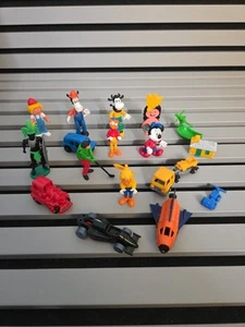 Collection Of Vintage Kinder Surprise Egg Plastic Toys Disney - Picture 1 of 5