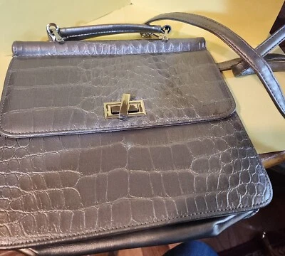 Bolso Bandolera Bueno Imitación Estampado de Caimán Plateado Foto 1 de 4