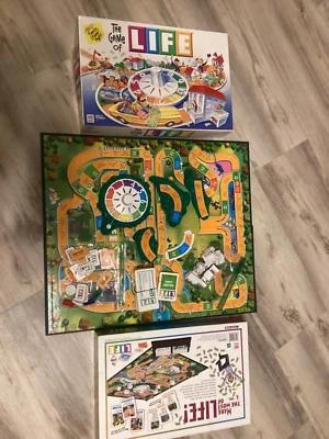 The Game of LIFE Board Game - Image 1 of 4