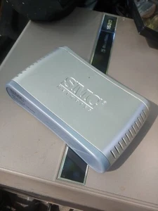 SMC Networks EZ Switch SMCFS5 5-Port 10/100 Ethernet Switch w/ Power Supply - Picture 1 of 3