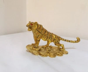 Lucky Tiger Standing On Money Coins Jewellery Trinket Box Home Decoration Chris - Picture 1 of 4