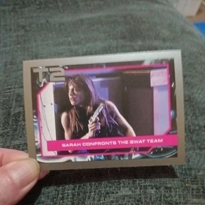 💥T2 Terminator 2 Judgment Day Impel 1991 #84 Sarah confronts the swat team card - Picture 1 of 2