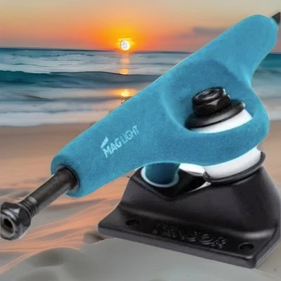 Patineta Tensor Trucks Reg Mag Light 5.5" 8.25 eje terciopelo aguamarina (juego de 2) 🛹 Foto 1 de 4