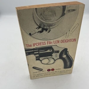 The Ipcress File. Len Deighton. Panther Books 1964 Paperback Vintage Book Gar - Picture 1 of 13
