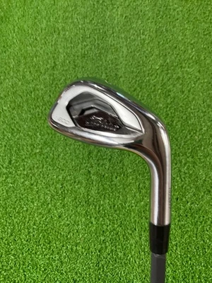 Titleist T200 Pitching Wedge 43* Graphite R2 Senior Shaft Right Handed 36.5” - Image 1 of 4