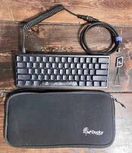 Ducky - Cherry MX Silent Reds - Ducky x MK Blackout One 2 Mini RGB 60% Bull - Picture 1 of 6