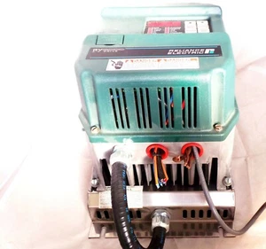 RELIANCE ELECTRIC 896.02.80 GV3000/SE 2PS NEMA 1 AC ANTRIEB MIT FILTER - Bild 1 von 5