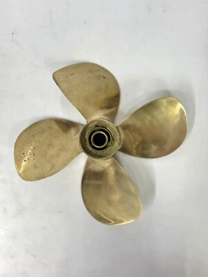 Ventilador de hélice de barco de 4 aspas de latón marino | Elegancia decorativa costera | Decoración náutica Foto 1 de 4