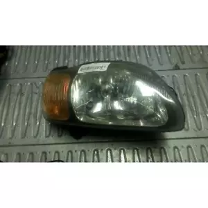 PROIETTORE DX PER SUZUKI BALENO (95-98)(98-01) 1.3I 16V S.W. 5P/B/1298CC. 1996 - Foto 1 di 7