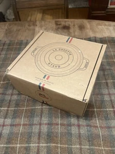 Staub 3.9 Quart Round Cocotte In Citron NEW In Box Issue Free France - Picture 1 of 5