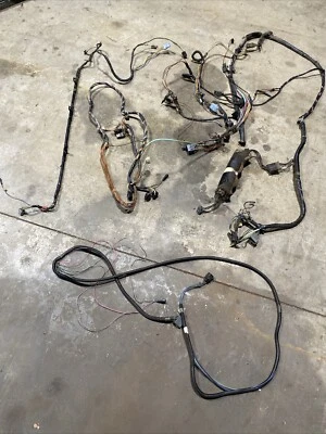 1988 Jeep Cherokee XJ внутренние жгуты проводов (4) (BLK88) - Изображение 1 из 4