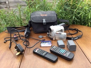 Videocámara digital Canon MV600i Mini DV probada y funcionando-cargador-cinta-bolsa - Imagen 1 de 14
