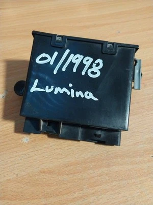Módulo de control de funcionamiento de luz diurna Chevrolet Lumina 98-01 12182134 Foto 1 de 4
