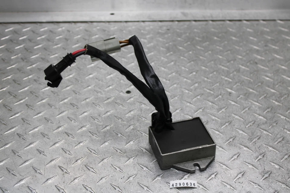 2009 BUELL 1125CR РЕГУЛЯТОР ВЫПРЯМИТЕЛЬ ЗАПУСТИТЬ ВИДЕО - Изображение 1 из 4