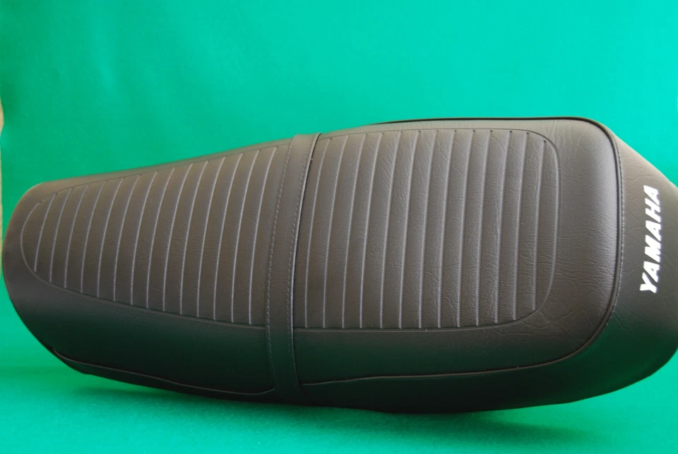 Funda Asiento Moto YAMAHA RD250 AB & RD350 AB Completa Con Correa  Foto 1 de 1