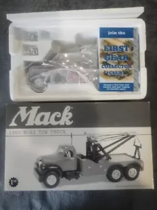 1998 First Gear Mack 1960 B-61 Tow Truck 1:34 Scale Diecast SCHLIER'S 18-2239 - Picture 1 of 3