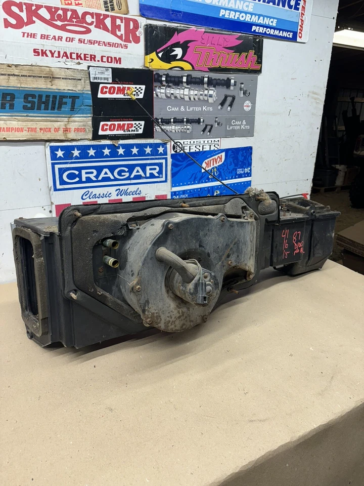 Dodge D100 D150 W100 1981 83 84 86 1987 Ram debajo del tablero calentador caja térmica núcleo fabricante original Foto 1 de 4