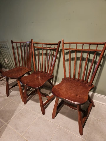 HUNT COUNTRY FURNITURE SOLID OAK WINDSOR BACK SIDE CHAIRS - pair Cover
