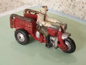 Vintage CAST IRON MOTORCYCLE SERVICAR CART with RIDER crash cap - Picture 1 of 13