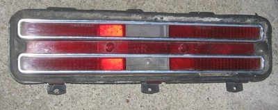 Luz trasera derecha Pontiac Ventura GTO 1973-1974 usada original 1 grieta y 75-77 Astre? Foto 1 de 4