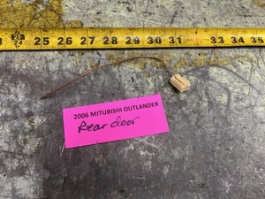 2003-2006 OUTLANDER Rear Door Ajar Single Wire Wiring Connector - Picture 1 of 12