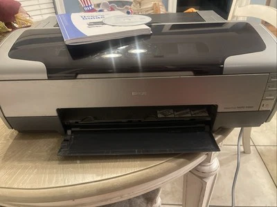 Epson Stylus Photo R1800 Wide-Format Digital Photo Color Printer POWERS ON  - Image 1 of 4