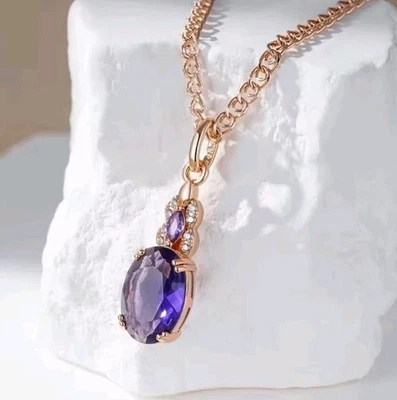 Damen Halskette 585er Rolled Roségold Walzgold Ovalenform Anhänger Lila Zirkonia - Bild 1 von 4