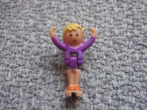 Polly Pocket Pop-Up Clubhouse POLLY DOLL Girl Doll ONLY 1995 Bluebird Vintage - Picture 1 of 6