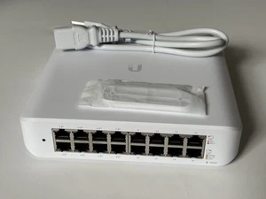 Ubiquiti UniFi Switch Lite 16 PoE USW-Lite-16-POE - Afbeelding 1 van 2