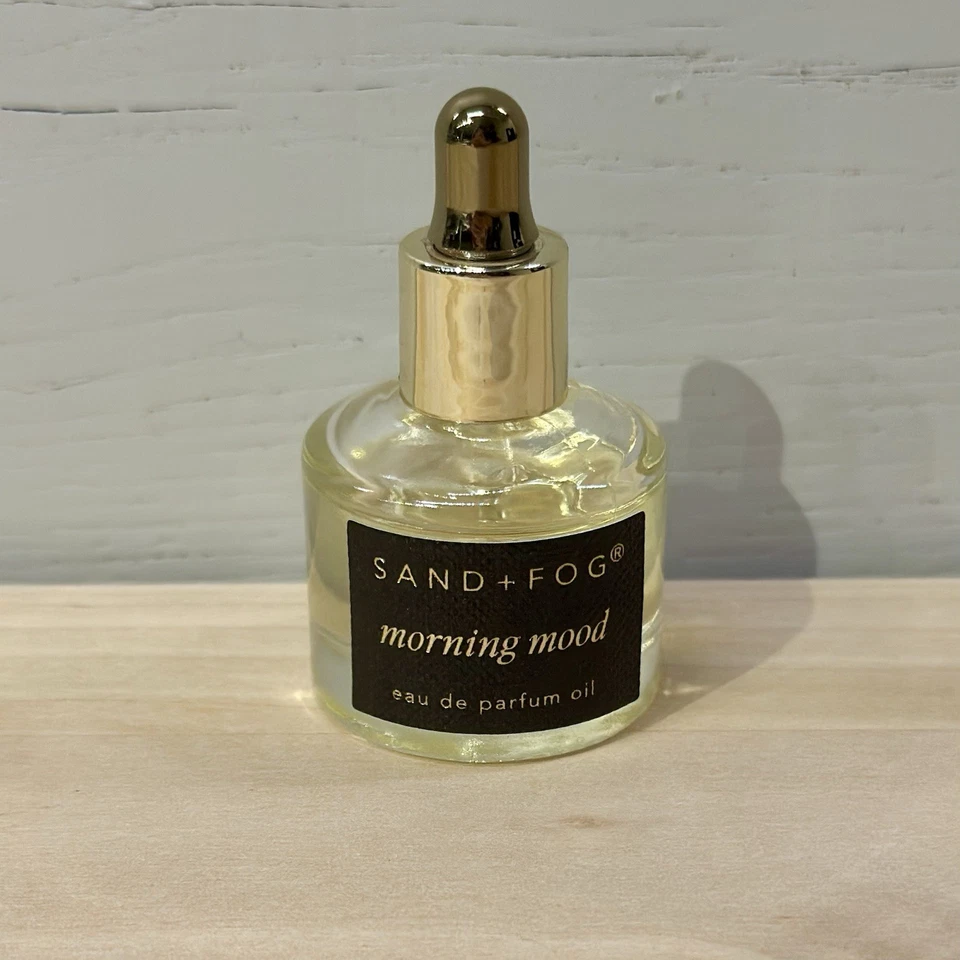 Rodillo de aceite de perfume Sand + Fog Morning Mood 10 ml Eau De Parfum Roll On Luxury Foto 1 de 1